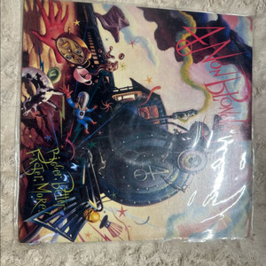 4Non Blondes Bigger, Better,