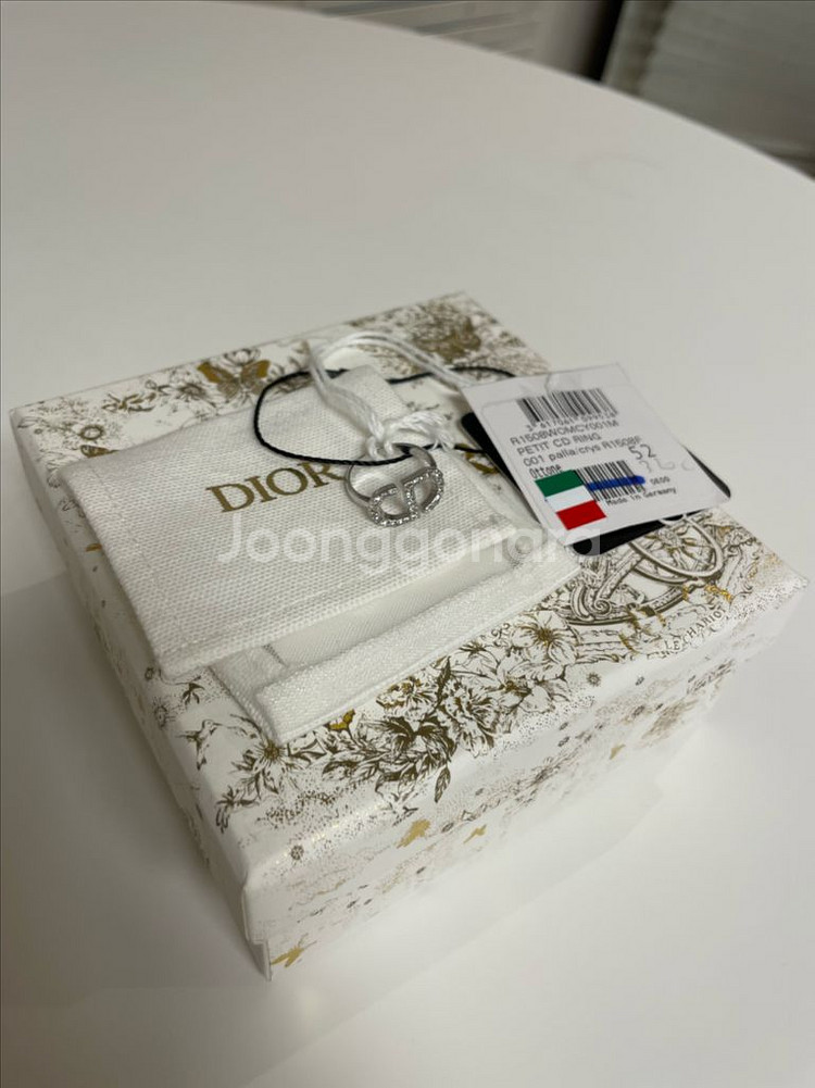 디올 쁘띠 CD 반지 실버 S,M 새상품 판매합니다--3
