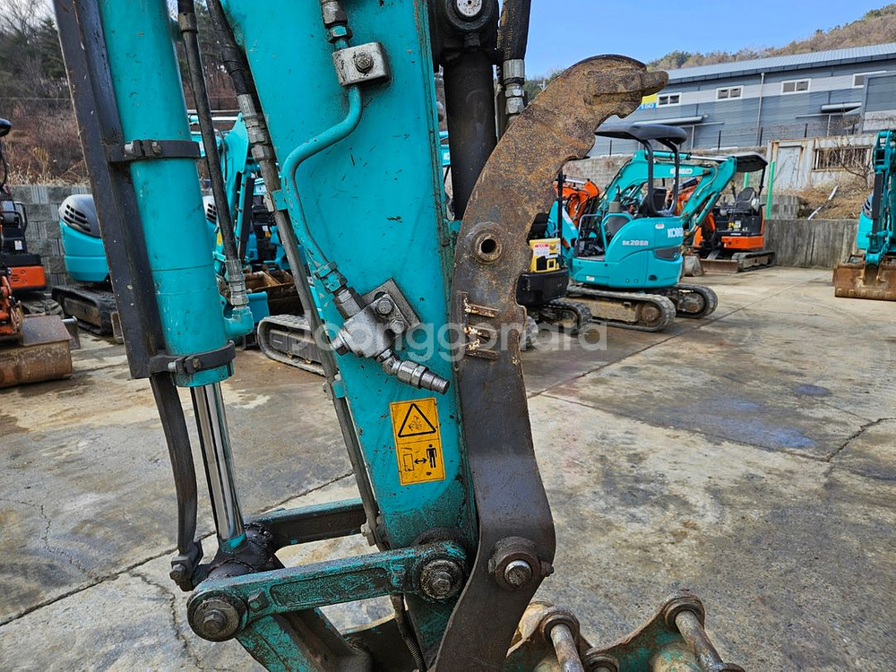 SK30 2020년식 미니굴삭기 매매--6