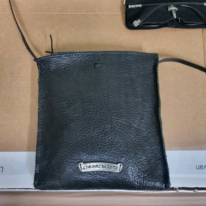 크롬하츠 핸드메이드 레플 백팝니다