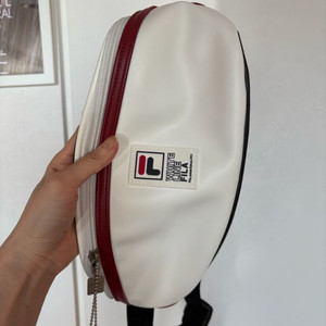 FILA 화이트 라인 웨이스트백