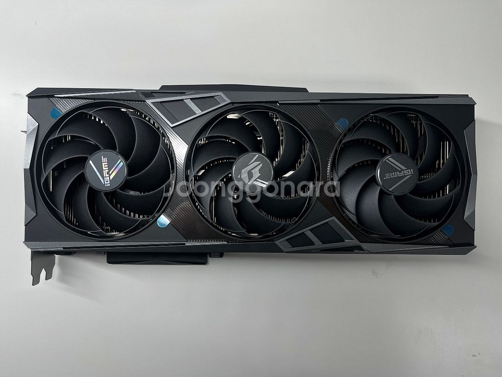 컬러풀 불칸 RTX4070 Super 그래픽카드--1