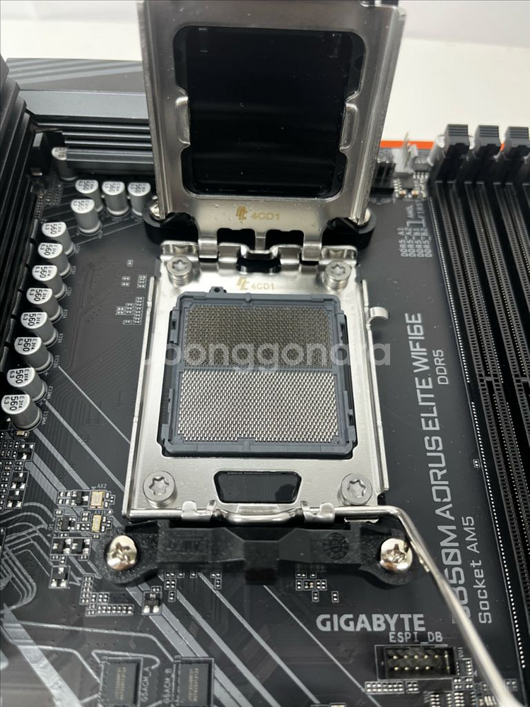 기가바이트 B850M AORUS ELITE 메인보드--2