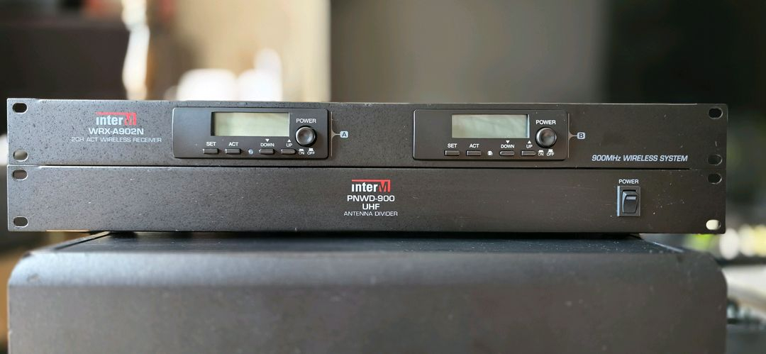 Inter-M 무선 수신기/안테나 분배기 이미지