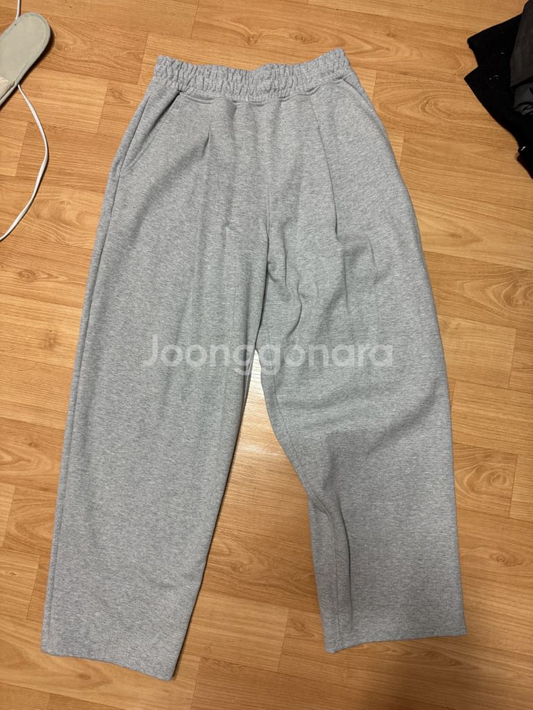 L 제로 Deep One Tuck Sweat Pants--0