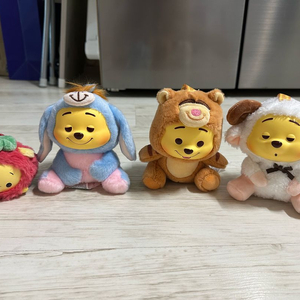 미니소 디즈니 콜라보 푸 랜덤 키링(정품) 판매