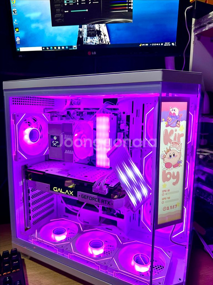 데스크탑 PC 컴퓨터 팝니다. 게이밍·영상편집·화이트--3