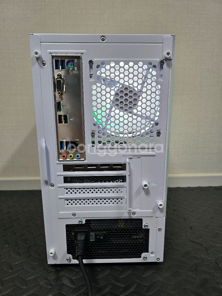 (안산)라이젠7 5700X,RTX4060Ti 컴퓨터--3
