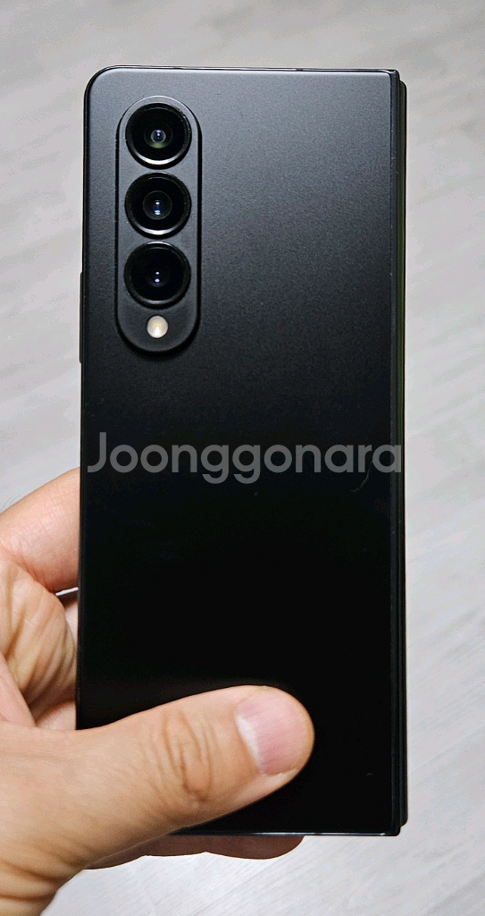 갤럭시 Z폴드4 블랙 256GB 싸게 팝니다.--2