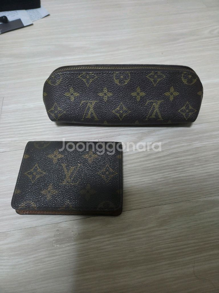 루이비통명함지갑수납지갑--0
