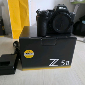 니콘 Z5ii