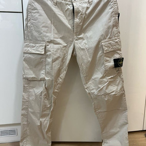 24fw 스톤아일랜드 베이지카고팬츠 33-34
