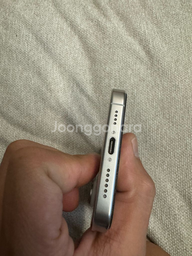 아이폰 16프로맥스 512GB 화이트 자급제 팝니다--4