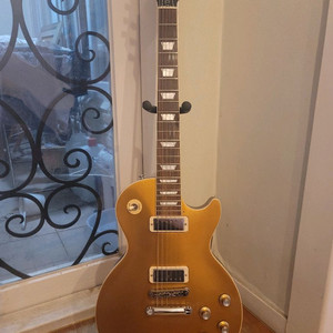 깁슨레스폴 70S Delux Goldtop