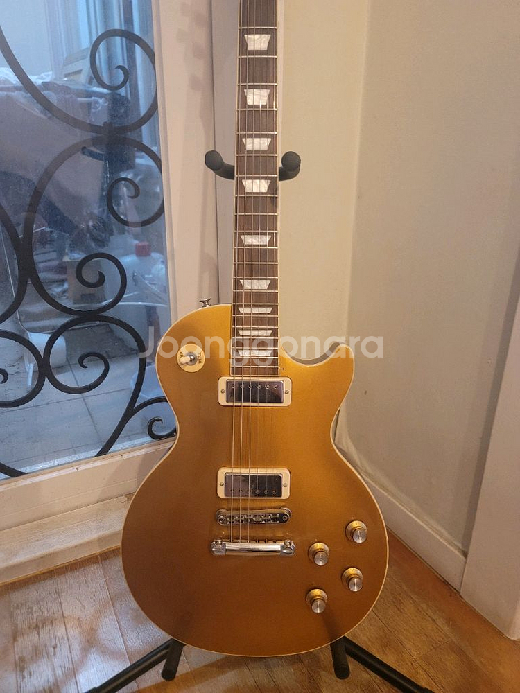 깁슨레스폴 70S Delux Goldtop--2