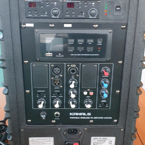 카날스 충전식 블루투스 앰프 20cm BK-882N