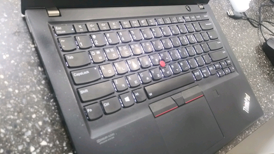 레노버 씽크패드 T14S Gne2 초경량 i7 울트라북 이미지
