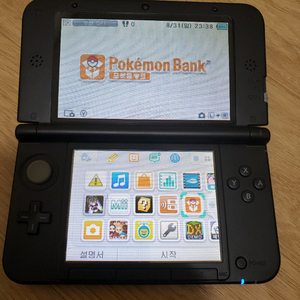 닌텐도 3ds xl 전체검정색무광 포켓뱅크있음팝니다