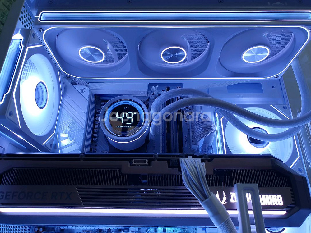 미사용 ) 9800X3D & RTX5080 컴퓨터--6