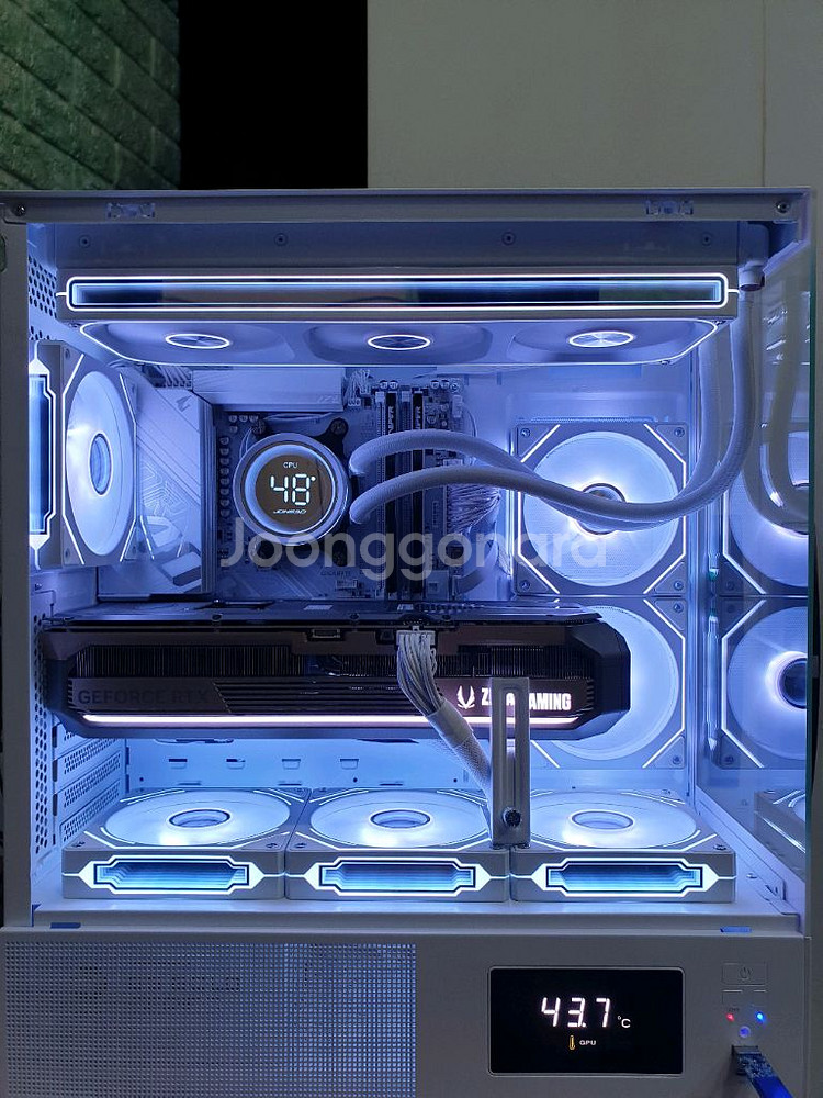 미사용 ) 9800X3D & RTX5080 컴퓨터--2