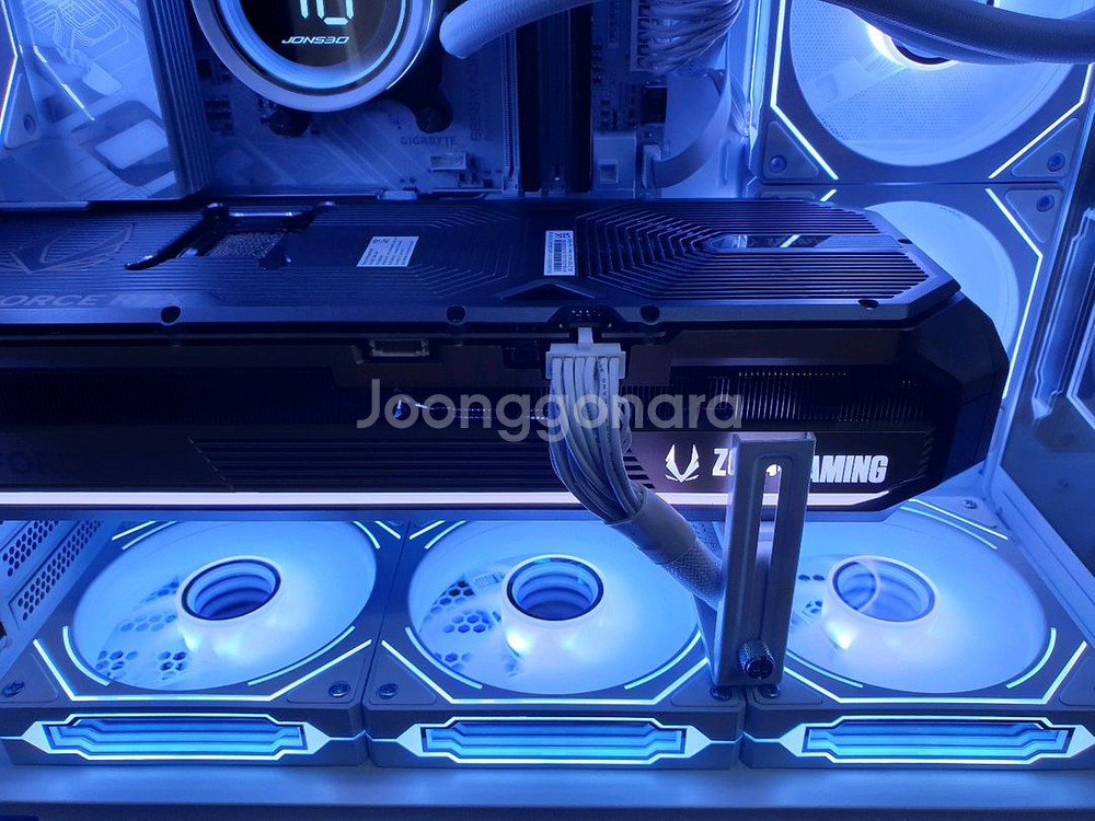 미사용 ) 9800X3D & RTX5080 컴퓨터--7
