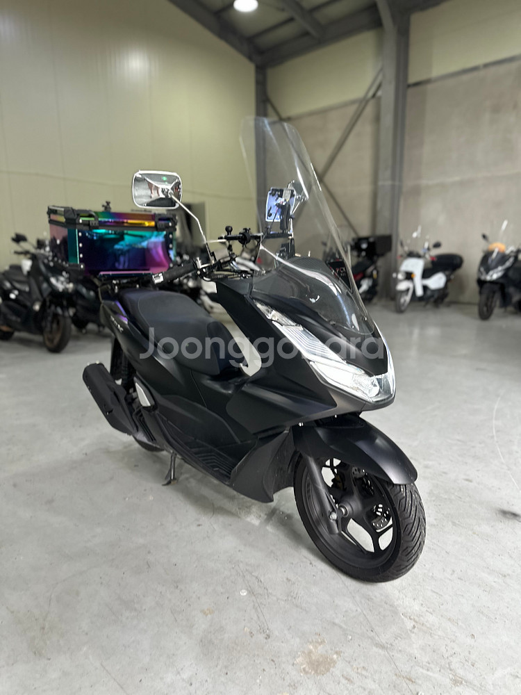 22년식 혼다 PCX125 ABS 2만Km 깔끔한차량--0