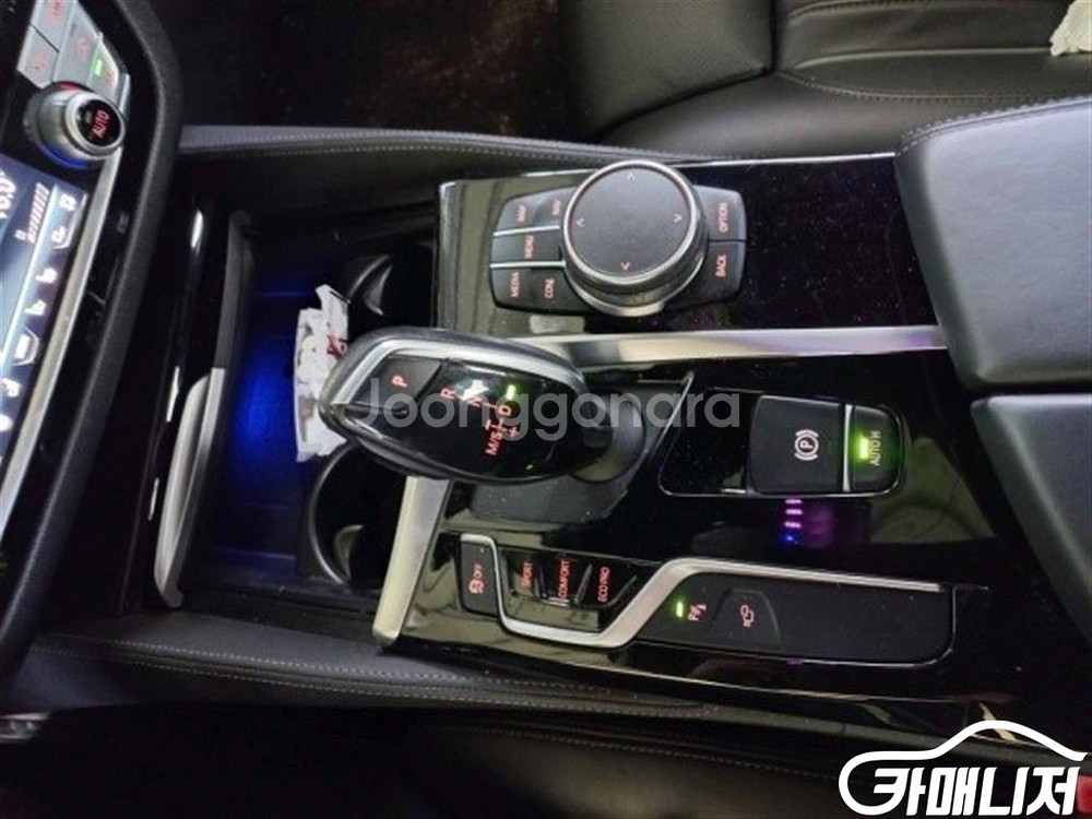 [BMW]5시리즈 (G30) 520d M 스포츠 플러스--7
