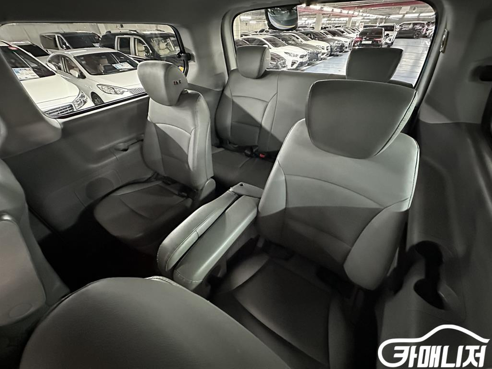 [현대]더 뉴 그랜드 스타렉스 어린이보호차 12인승 (--6