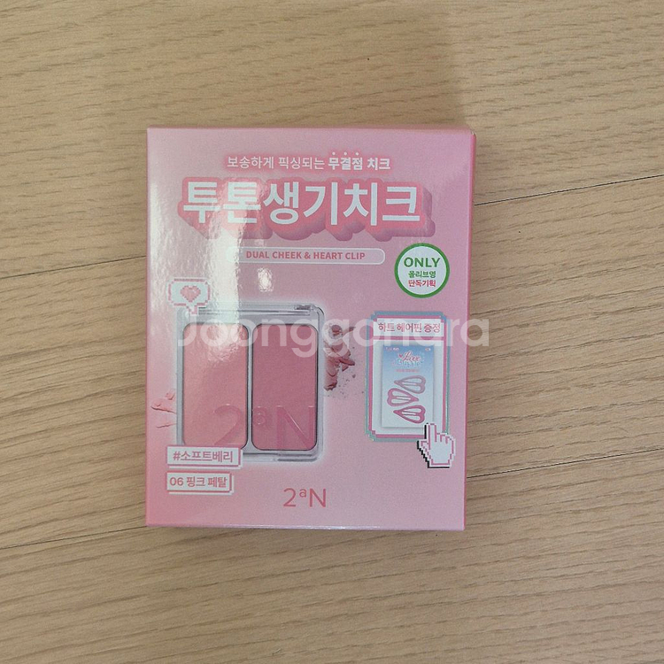 투에이엔 치크 06 핑크페탈 + 하트핀--0