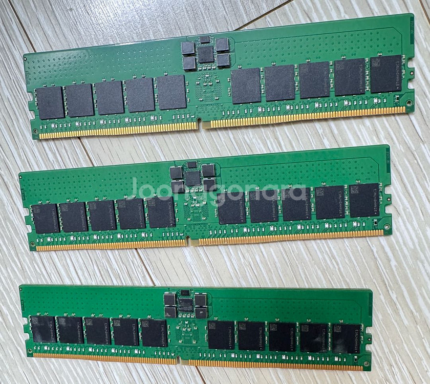 SK하이닉스 DDR5 램 4개--1