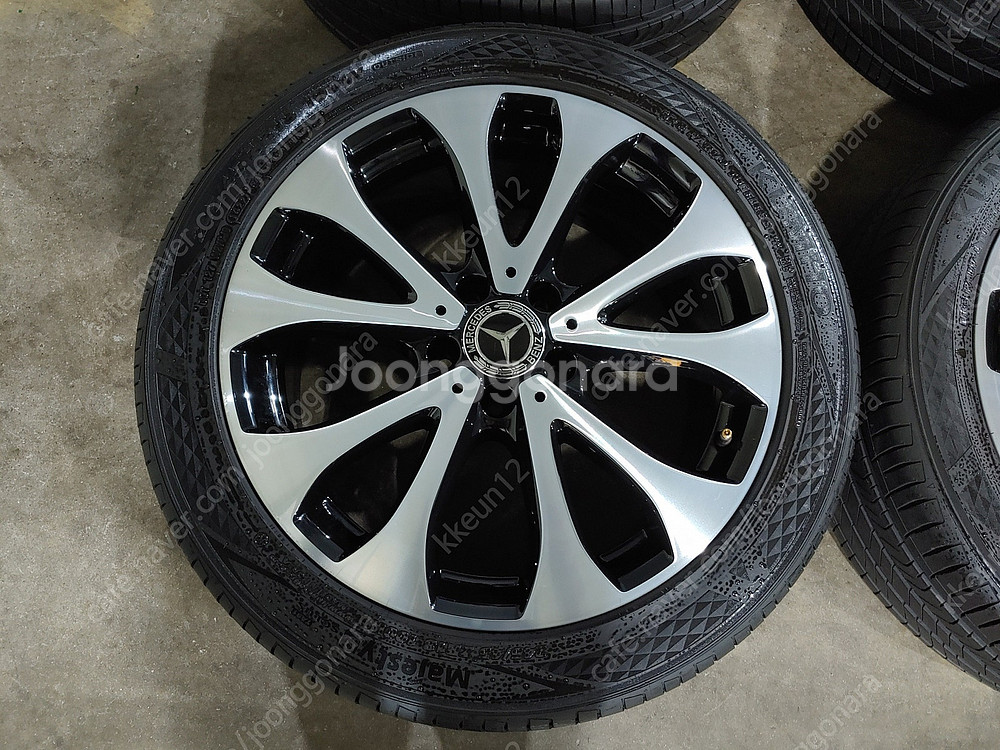 벤츠 W213 E클래스 익스 18인치 휠타이어--3