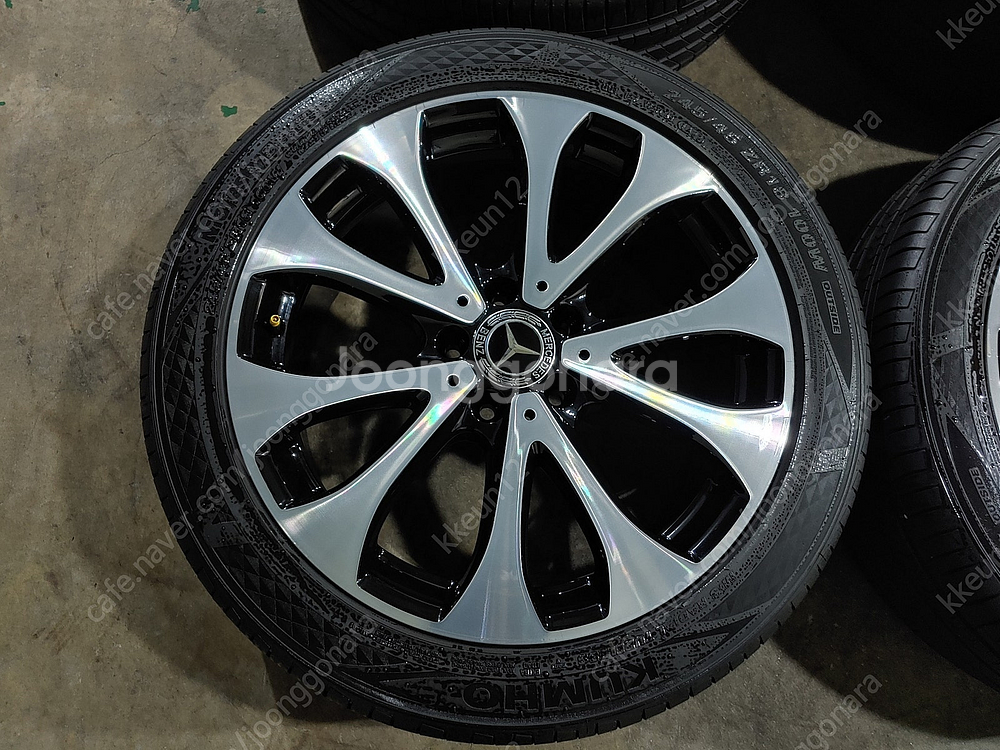 벤츠 W213 E클래스 익스 18인치 휠타이어--2