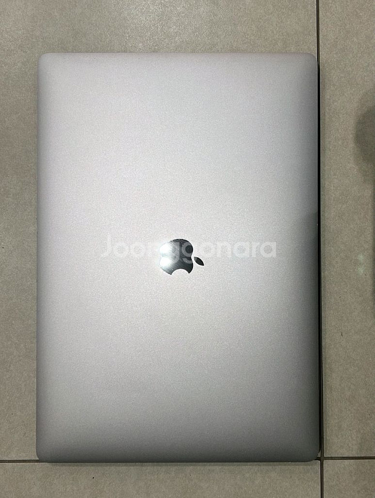 2019 MacBook pro 16--3