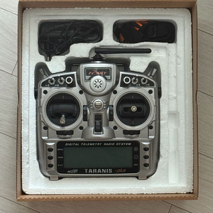 FrSky Taranis X9D Plus 조종기