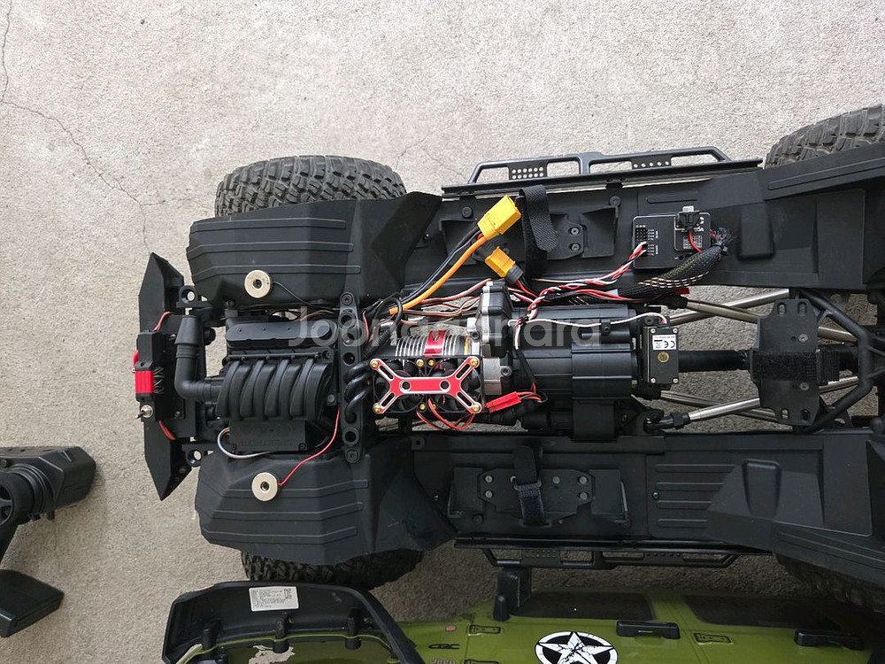 SCX6 RC카 판매합니다--4