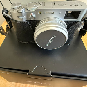 후지필름 x100v