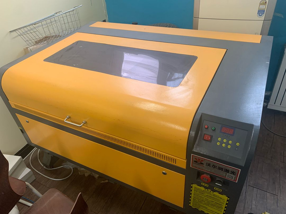 레이저 각인기 팝니다 이미지