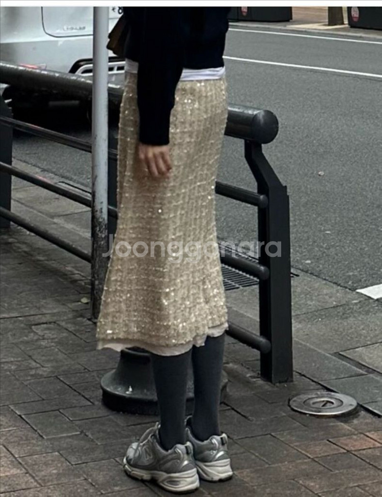 보카바카 스팽글 트위드 치마 한번입음--0