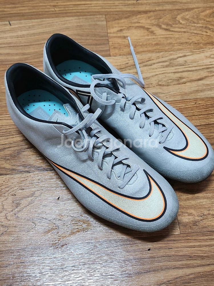 나이키 머큐리얼 빅토리 CR7 축구화--0