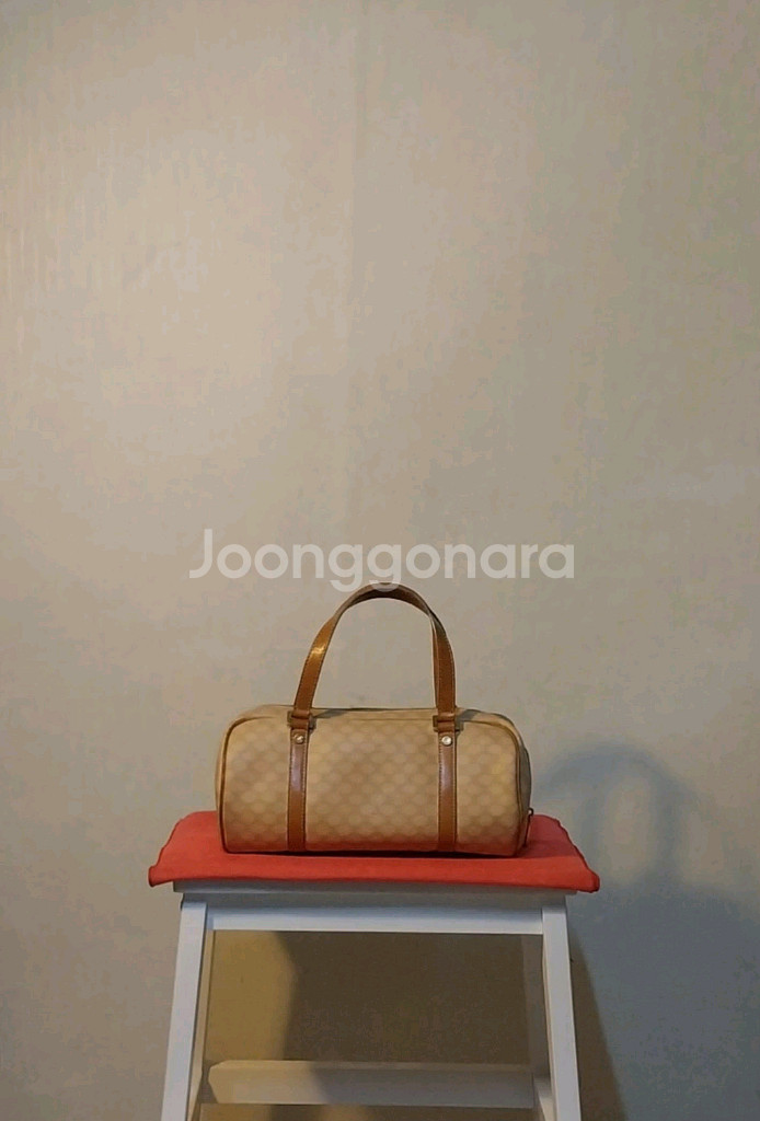 (중고)셀린느 블루종 토트백 팝니다.--0