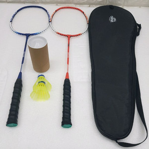 배드민턴 라켓 셋트 입니다