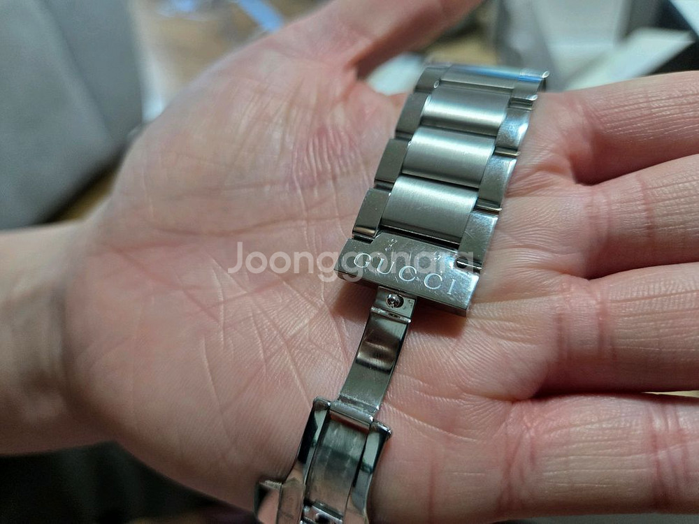 구찌 남성 시계 YA101204--4