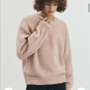 수아레 알파카 라운드 니트 팝니다!!!