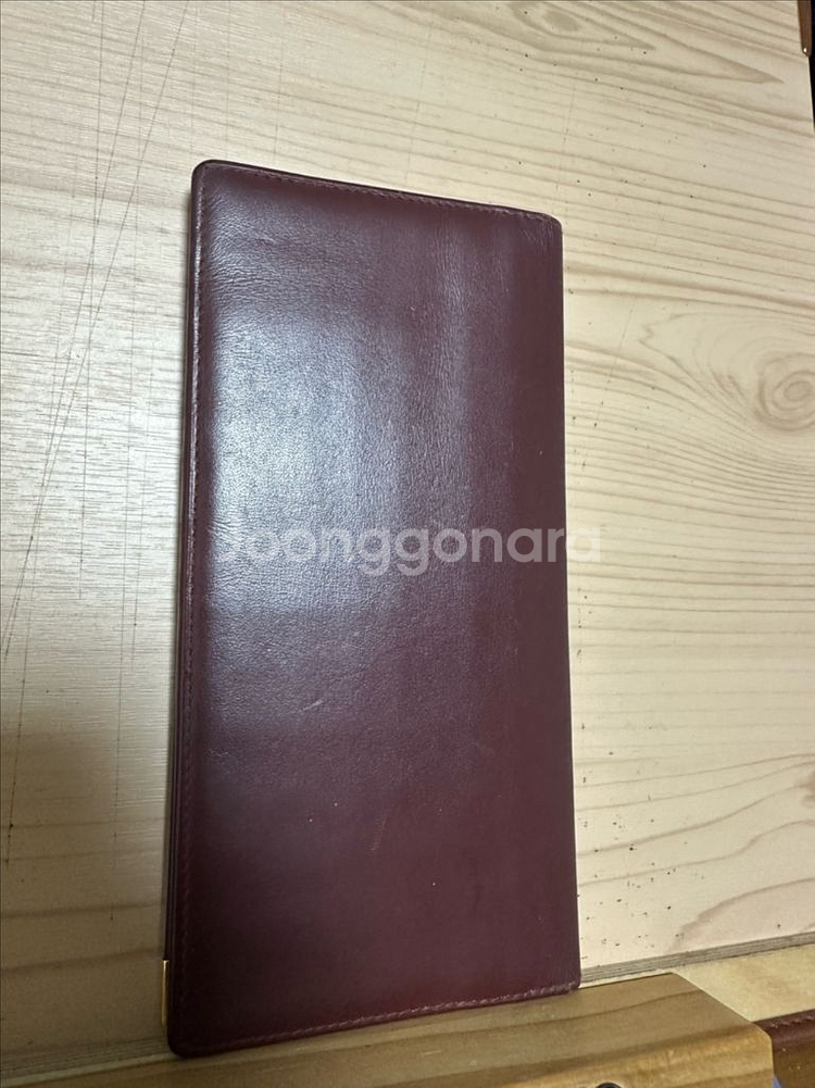 까르띠에 장지갑 판매합니다.--2