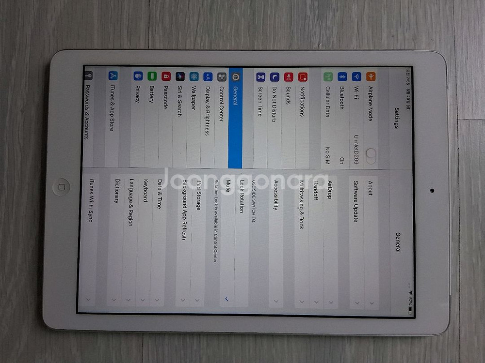iPadAir 아이페드 에어1 팝니다--0