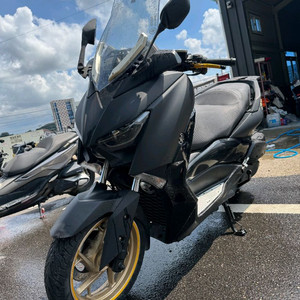 XMAX300 오토바이