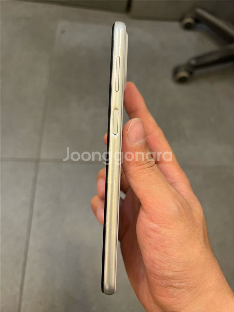 갤럭시 점프2(M336K) 단품 S급 128GB 화이트--3