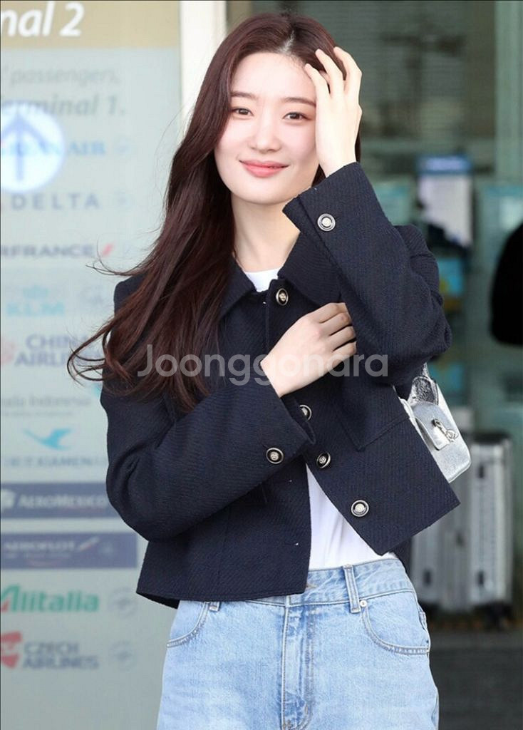 새상품:)온앤온 카라 탈부착 트위드자켓(정채연착용)--1
