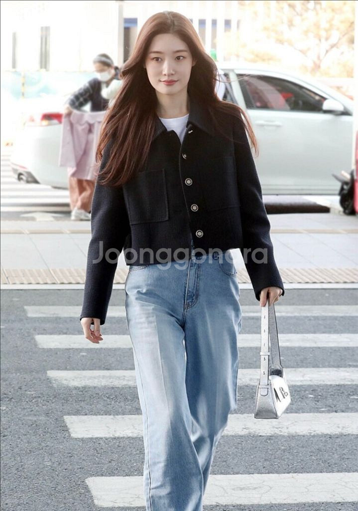 새상품:)온앤온 카라 탈부착 트위드자켓(정채연착용)--2