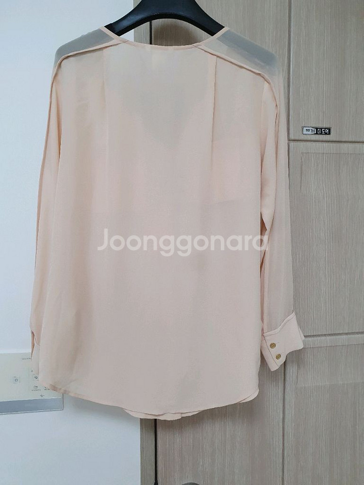 클럽모나코 블라우스--1